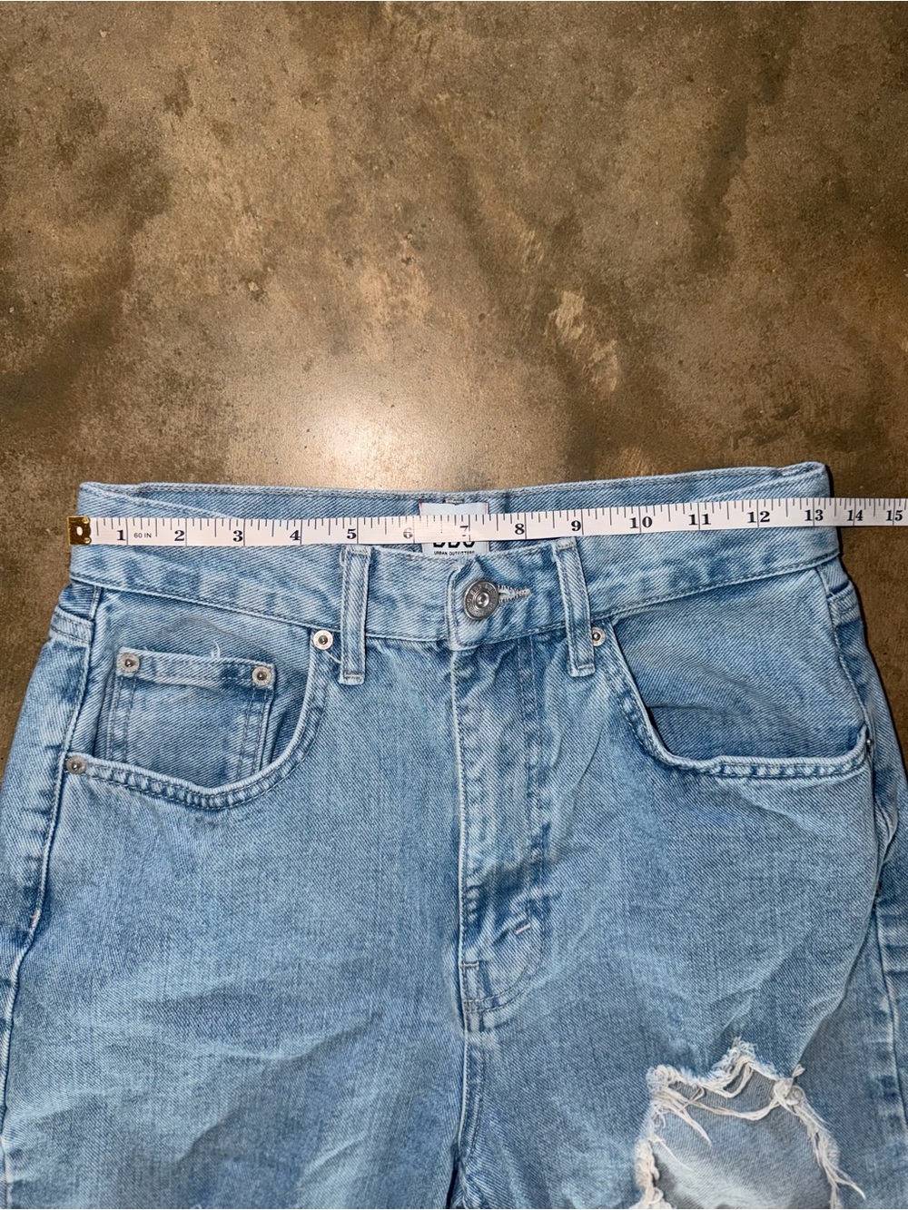 BDG Urban Outfitters Baggy Boyfriend Distressed Jeans Light Wash 27 L32 - Picture 6 of 12